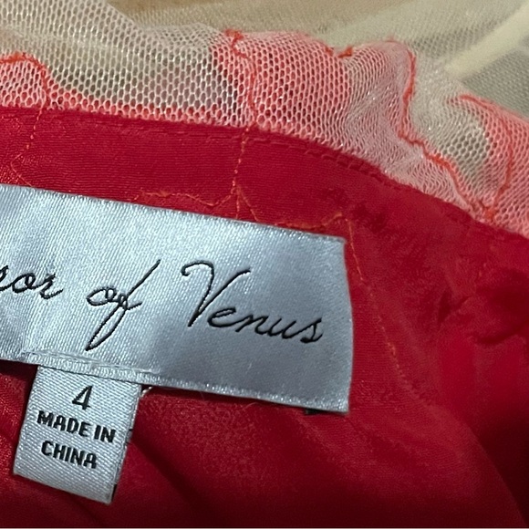 Updated with measurements.
Anthropologie Roseland Dress size 4 - Picture 7 of 16